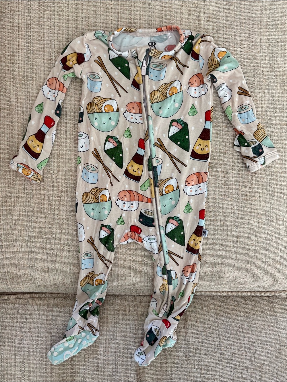 Bums and roses sushi sleeper